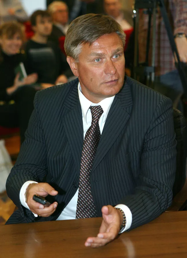 Валерий Петраков 