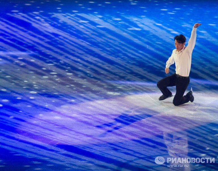 Японский фигурист Дайсуке Такахаси Японский фигурист Дайсуке Такахаси