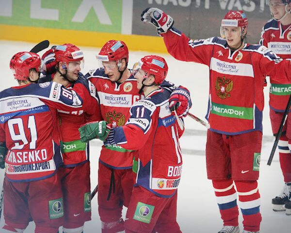 Российские хоккеисты победили финнов в стартовом матче Евротура. Архив