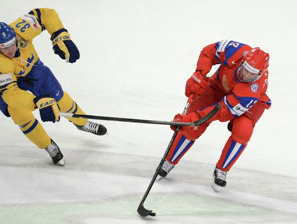 Игровой момент матча  Россия - Швеция