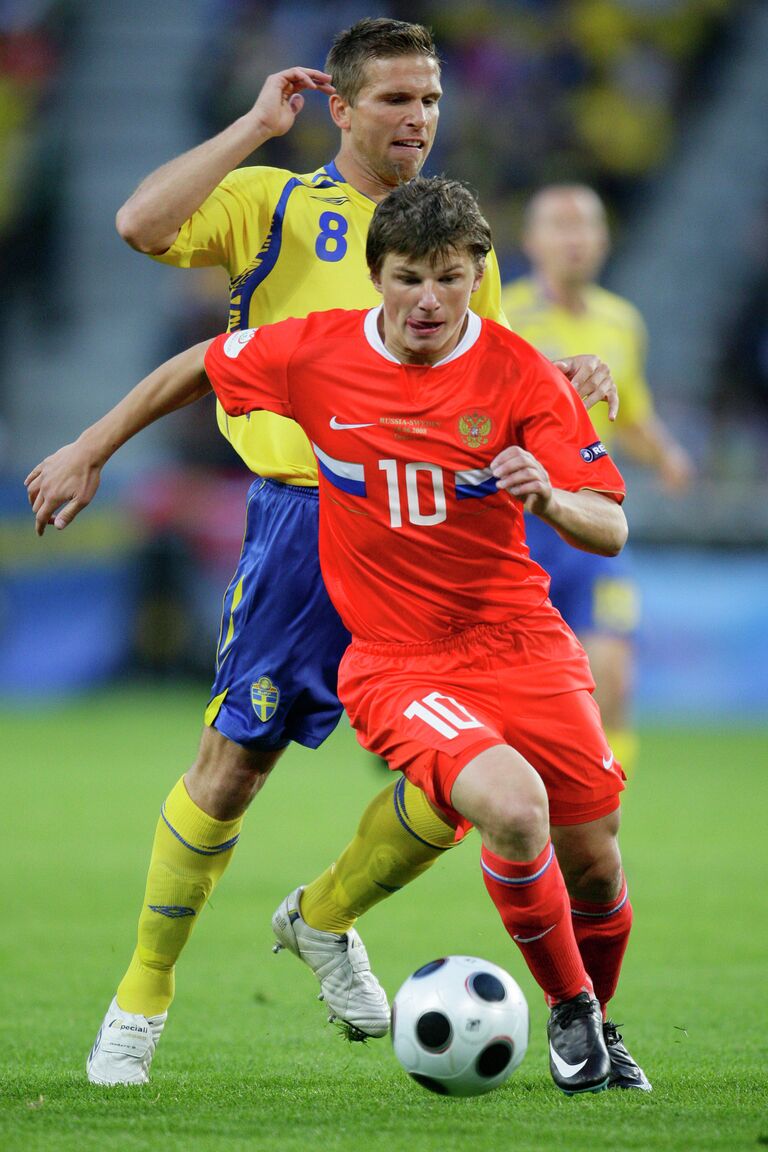 Игровой момент матча Россия – Швеция Игровой момент матча Россия – Швеция