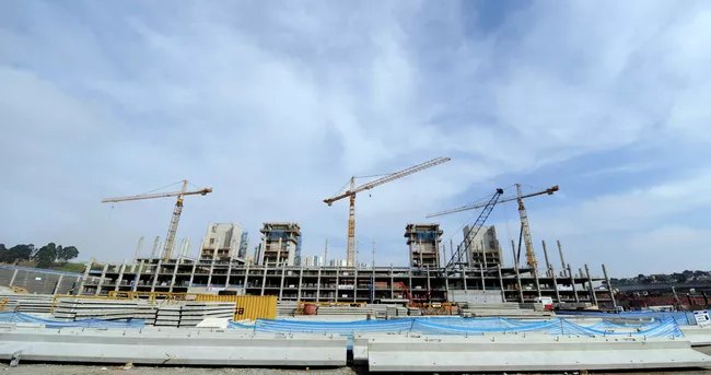 Cтадион Коринтианс в Сан-Паулу Cтадион Коринтианс в Сан-Паулу