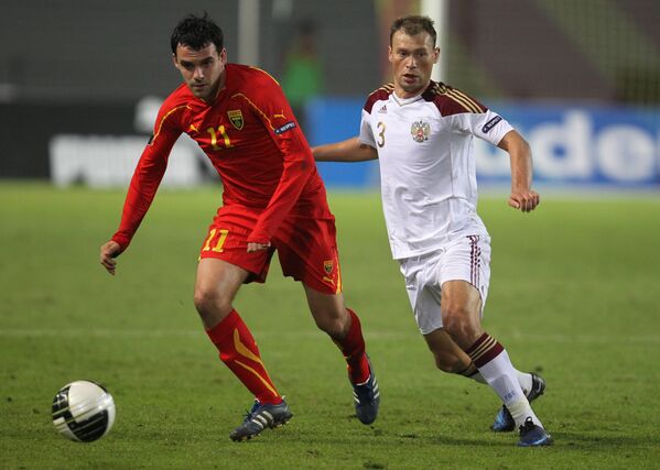 Игровой момент матча Македония - Россия