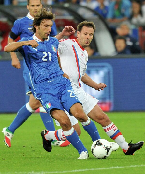 Игровой момент матча Италия - Россия