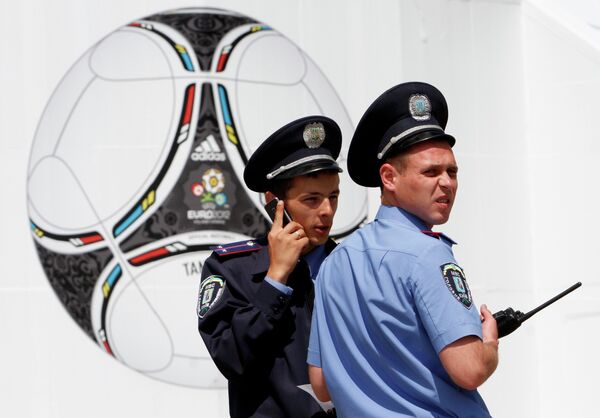 Полицейские Киева перед Евро-2012