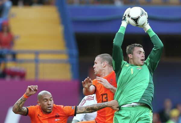 Игровой момент матча Нидерланды - Дания