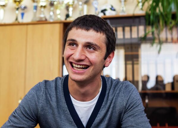 Футболист Алан Дзагоев защитил диплом в ТГУ
