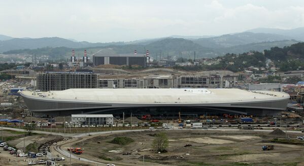 Строительство Конькобежного центра «Адлер-Арена» Имеретинской долине в Сочи
