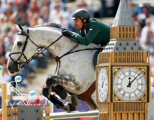 Cаудовский принц Абдулла аль-Сауд выступает на соревнованиях по конному спорту на Олимпийских играх в Лондоне
