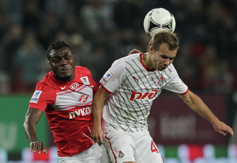 Игровой момент матча Локомотив - Спартак Игровой момент матча Локомотив - Спартак