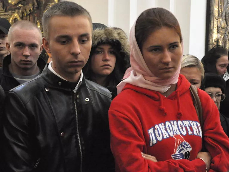 Панихида в Ярославле по погибшим игрокам ХК Локомотив Панихида в Ярославле по погибшим игрокам ХК Локомотив