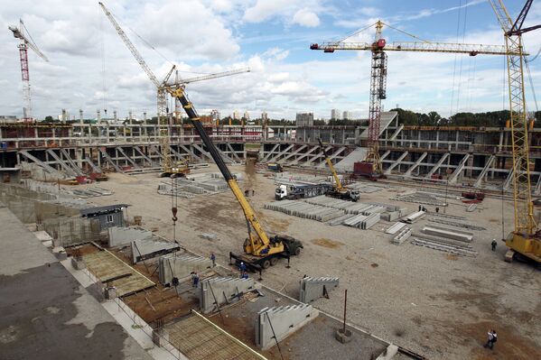 Вид на строительную площадку стадиона Спартак