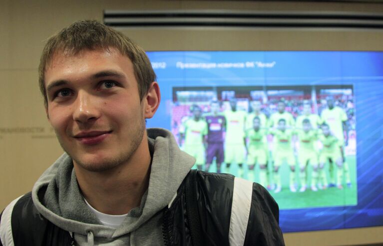 Футбол. Презентация новых игроков ФК Анжи Футбол. Презентация новых игроков ФК Анжи