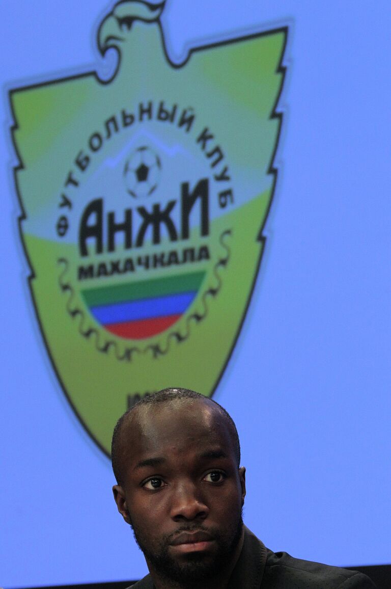 Футбол. Презентация новых игроков ФК Анжи Футбол. Презентация новых игроков ФК Анжи