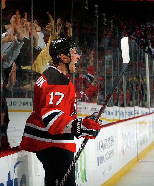 Илья Ковальчук в матче регулярного чемпионата NHL между New Jersey Devils и San Jose Sharks