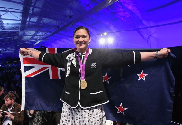 Чествование спортсменки из Новой Зеландии Валери Адамс
