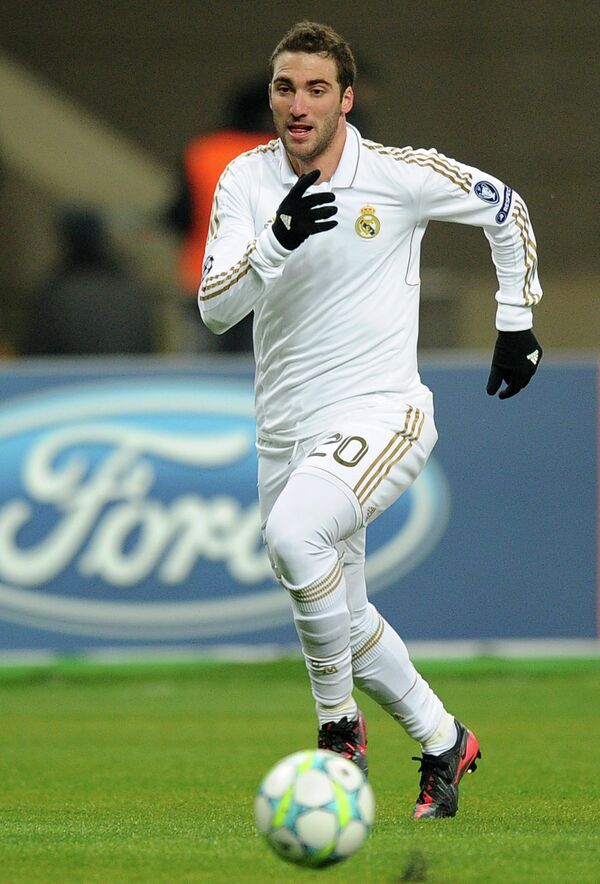 Футболист Игуаин объявил, что покидает мадридский "Реал" - РИА Новости Спорт, 29.02.2016