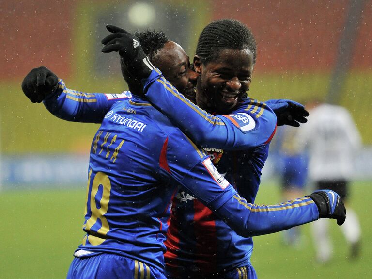 Ахмед Муса (слева) и Секу Олисе