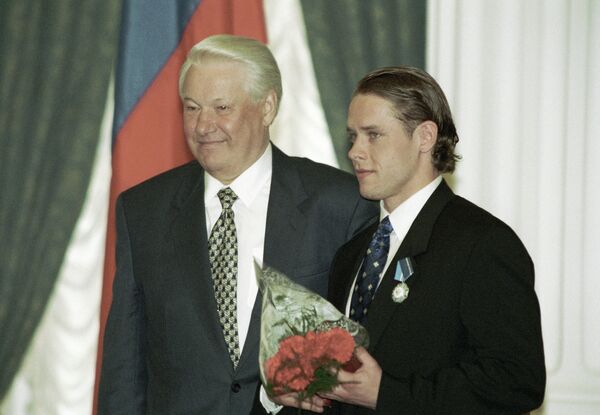 Борис Ельцин и Павел Буре (слева направо)