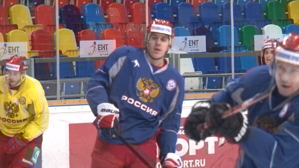 Звезды НХЛ Овечкин, Малкин и Дацюк тренируются перед матчем РФ и Швеции