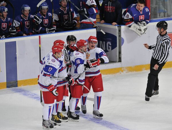 Хоккеисты молодежной сборной России 