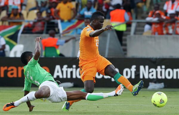 Игровой момент матча Кот-д'Ивуар - Того