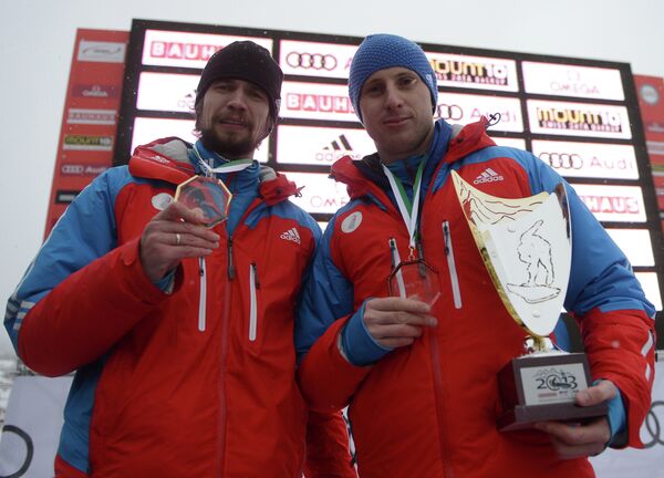 Российские спортсмены Александр Третьяков (первое место) и Сергей Чудинов (третье место)