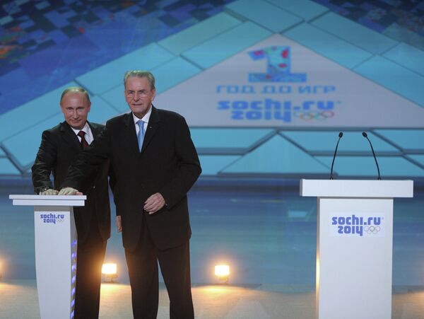 Владимир Путин (слева) и Жак Рогге
