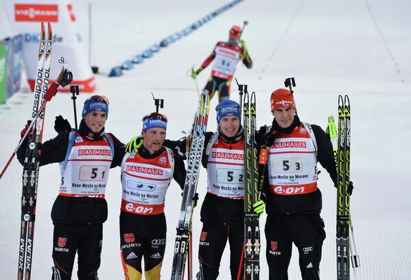 Немецкие биатлонисты Симон Шемпп, Эрик Лессер, Андреас Бирнбахер, Арнд Пайффер (слева направо)
