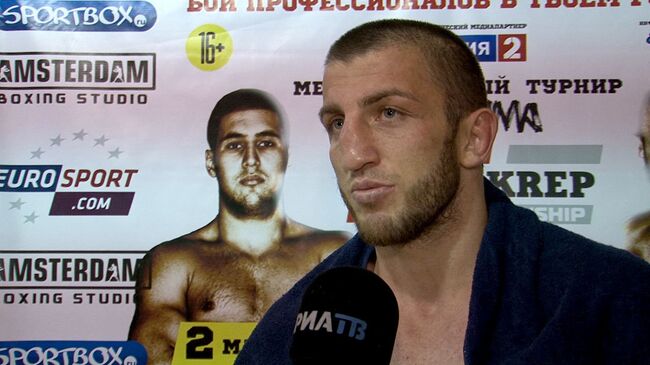 Чингисхан Аскеров готовится к бою с голодным марокканцем. Кадры тренировки