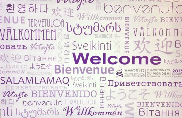 Баннер со словом Welcome на разных языках