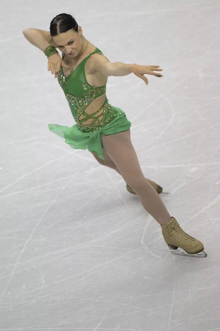 Алена Леонова Алена Леонова