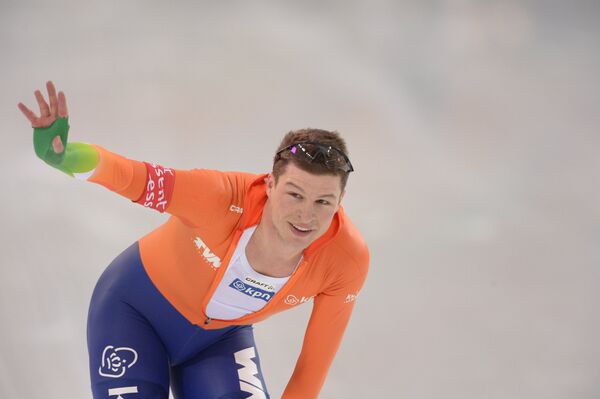 Голландский конькобежец Свен Крамер в мужском забеге на 5000 м