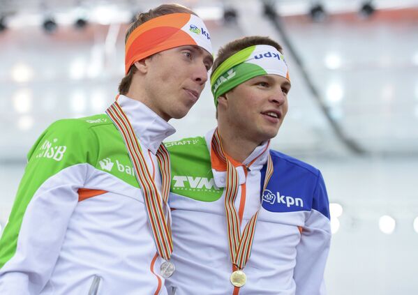 Призеры соревнований в беге на 5000 м на чемпионате мира - Йоррит Бергсма и Свен Крамер