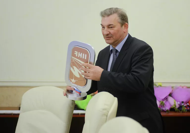 Владислав Третьяк Владислав Третьяк