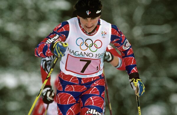 Победительница в эстафетной гонке 4х5 км лыжница Елена Вяльбе