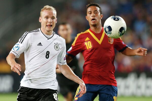 Игровой момент матча Германия - Испания
