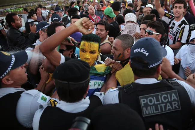 Протесты в Бразилии Протесты в Бразилии