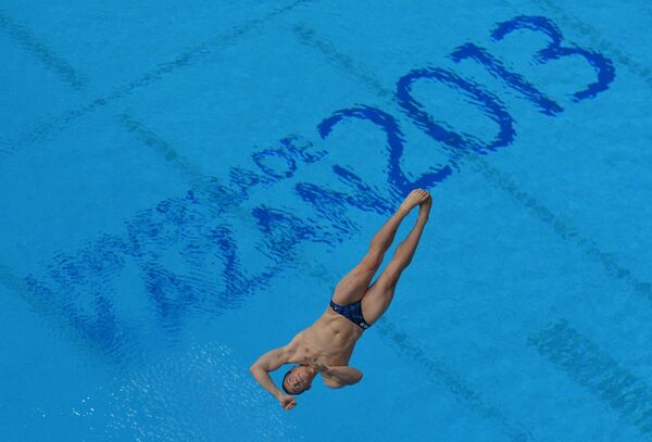 Илья Захаров (Россия) в полуфинальных соревнованиях по прыжкам в воду с трамплина