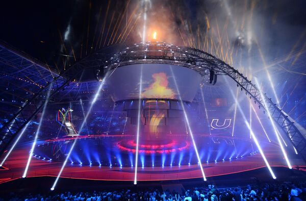 Церемония зажжения огня XXVII Всемирной летней Универсиады 2013 на стадионе Казань Арена в Казани.