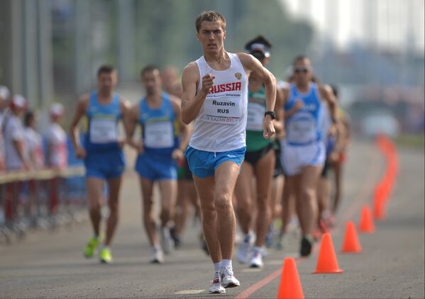 Российский спортсмен Андрей Рузавин в финальных соревнованиях по спортивной ходьбе на дистанции 20 км среди мужчин