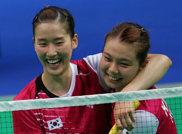 Корейские спортсменки Е На Чанг и Со Йонг Ким
