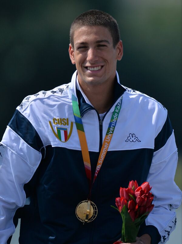 Маттео Фурлан (Италия), завоевавший золотую медаль на дистанции 10 км на открытой воде