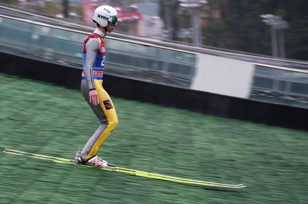 Член мужской сборной России по прыжкам на лыжах с трамплина Алексей Ромашов