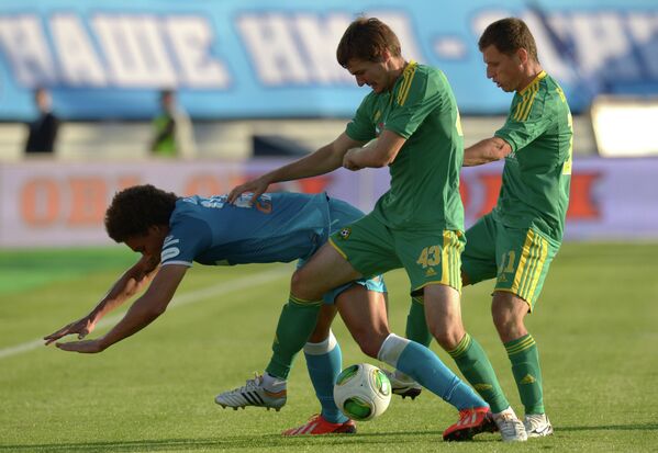 Игровой момент матча Зенит - Кубань