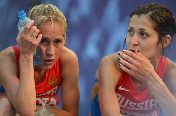 Российские спортсменки Альбина Майорова и Надежда Леонтьева (слева направо)