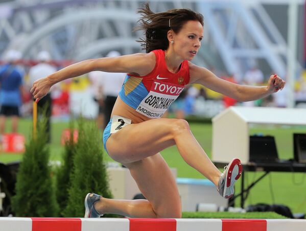 Наталья Горчакова (Россия) в предварительном забеге на 3000 м