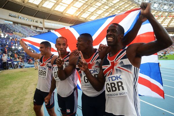 Британские спортсмены, завоевавшие бронзовые медали в финальном забеге эстафеты 4х100 м