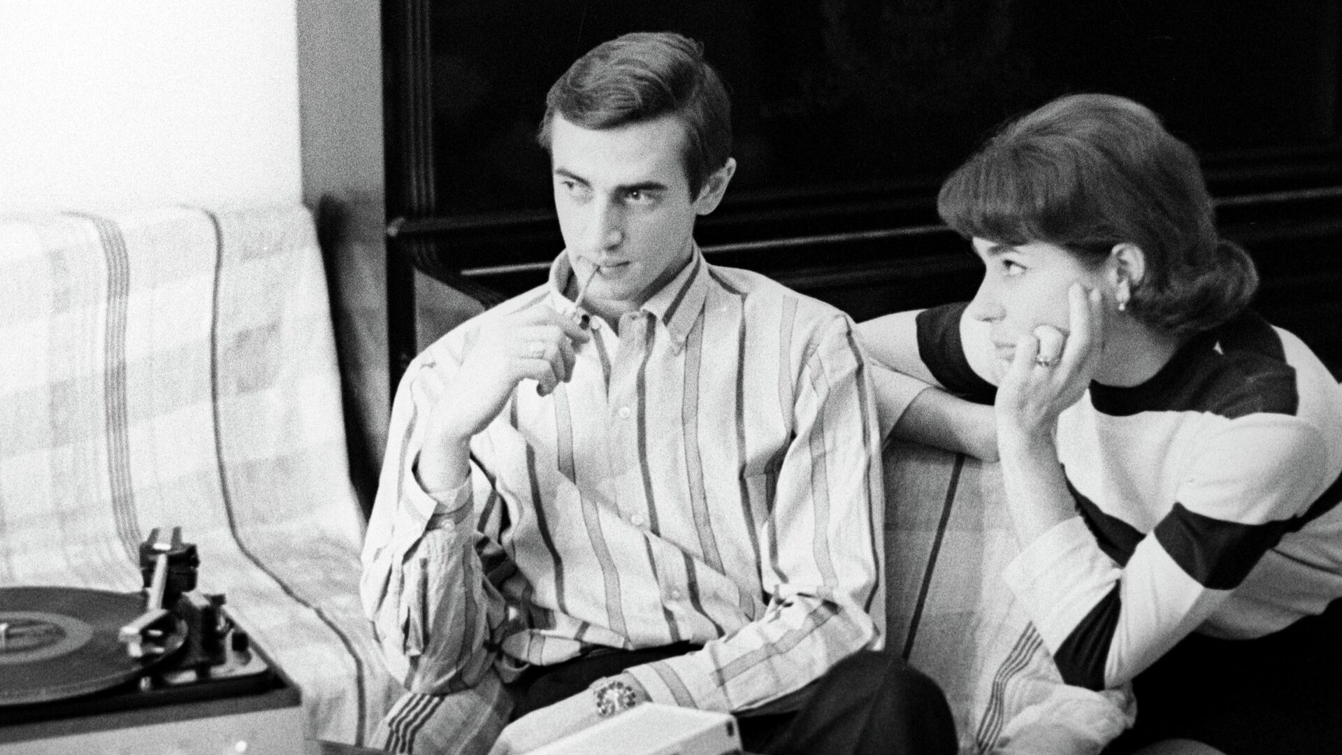 Фигуристы Людмила Пахомова и Александр Горшков - РИА Новости, 1920, 23.09.2025