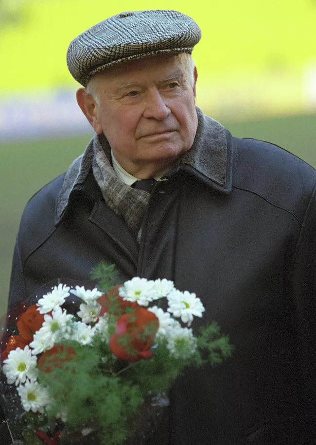 Константин Бесков